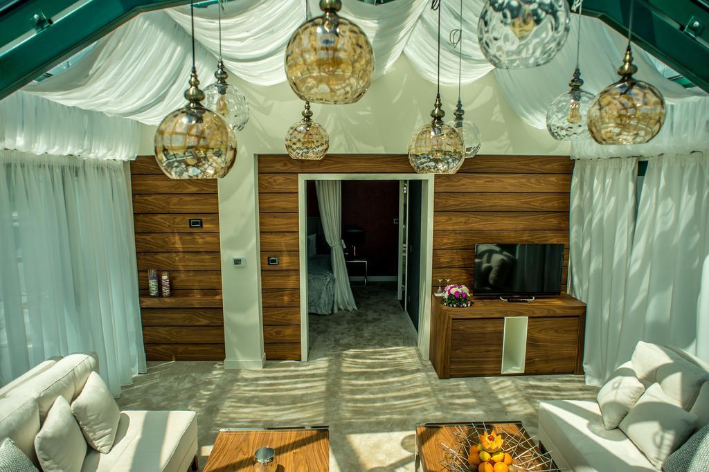 Hotel Hedonic Belgrado Esterno foto