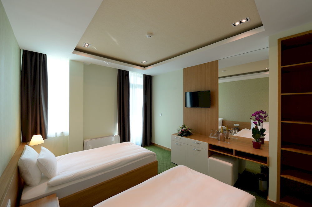 Hotel Hedonic Belgrado Esterno foto