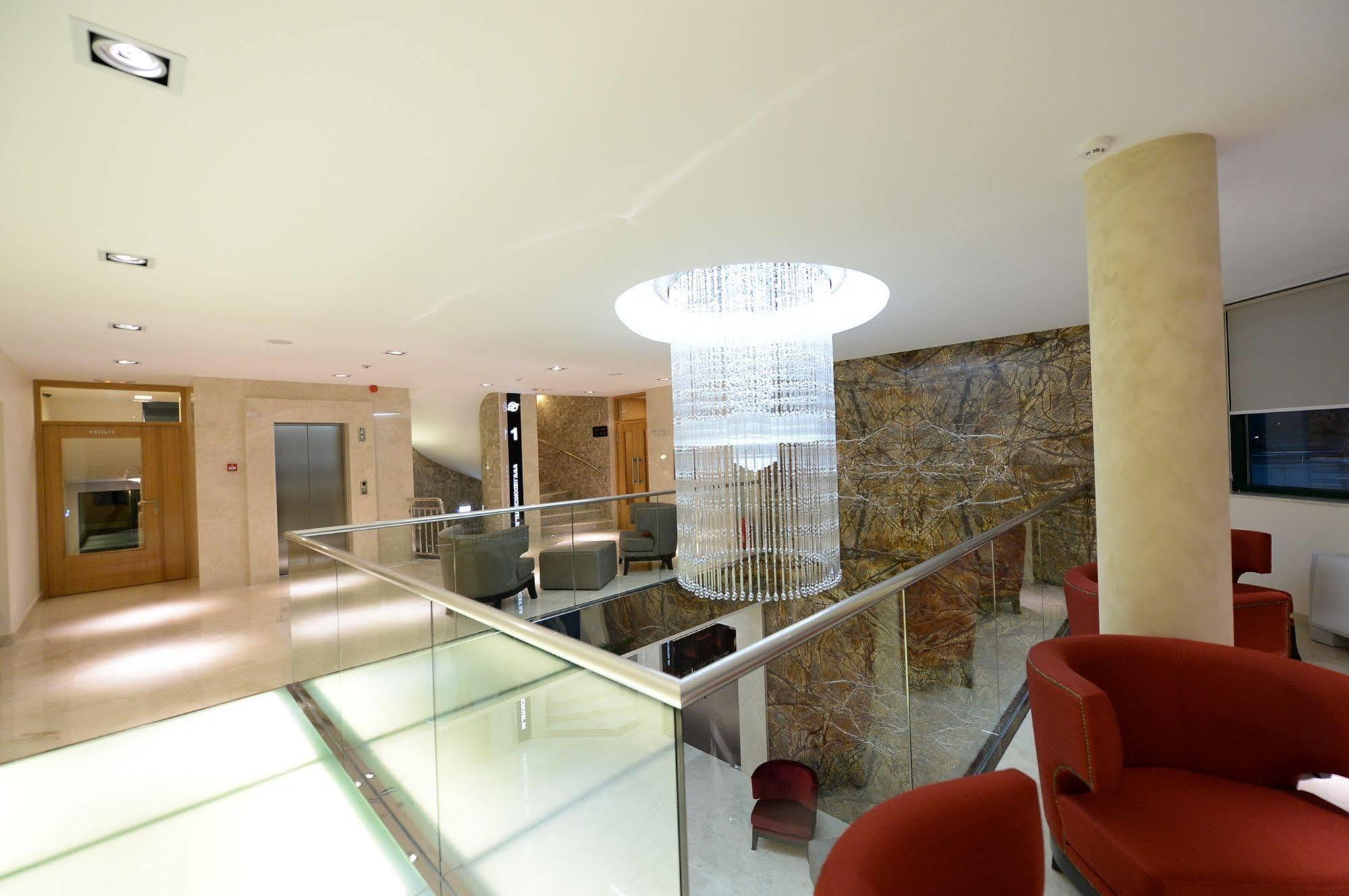 Hotel Hedonic Belgrado Esterno foto
